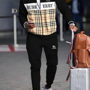 Burberry Eşofman Takımı